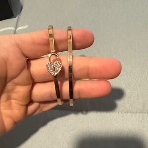 Elegant Gold Heart Charm Bangle Set